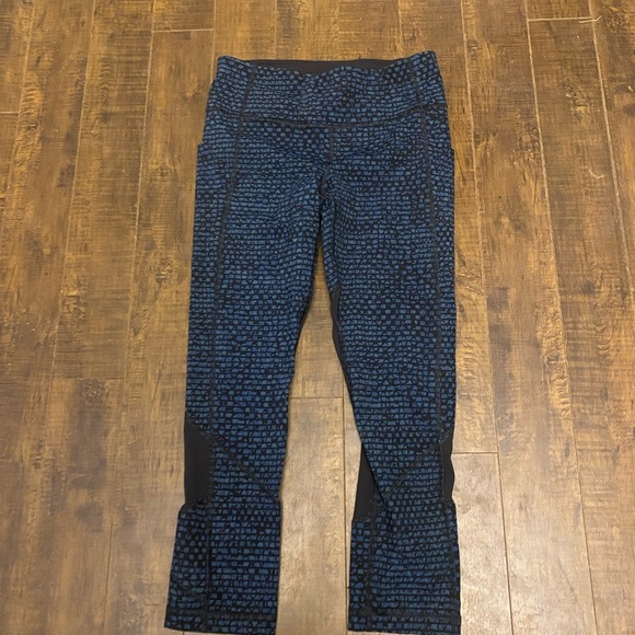 Lululemon Free Runner crop leggings - Picture 4 of 12